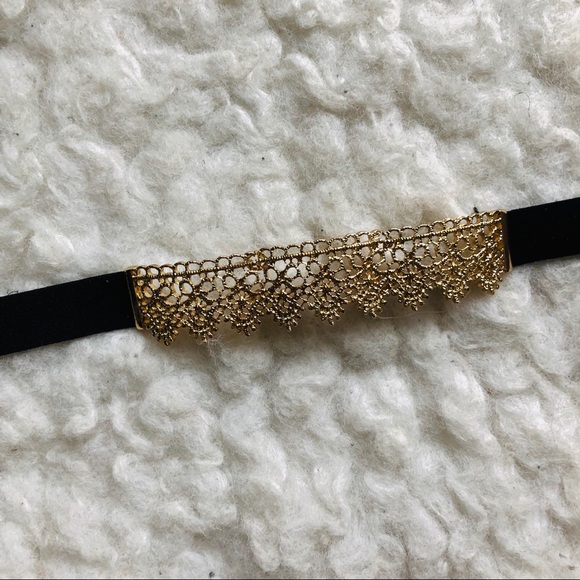NWOT: Black Choker with Gold Detail - Picture 3 of 5